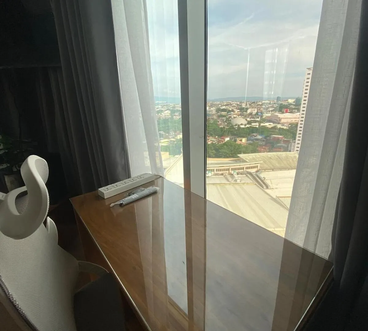 Luxury 1Br Fully Furnished Unit At Inspiria Condo Davao City 0*,  Filipinler