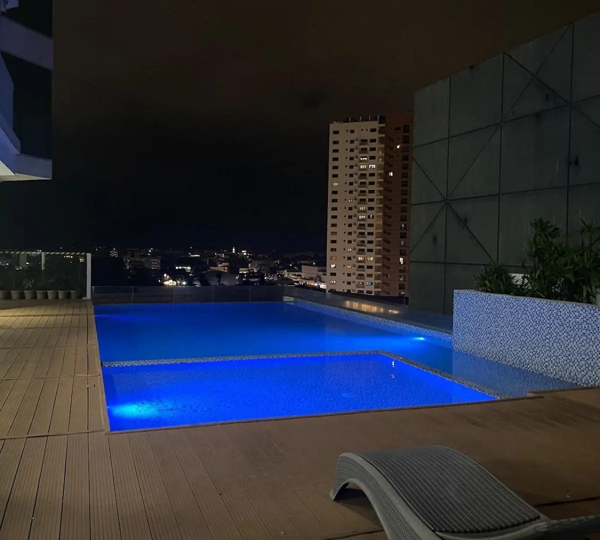 Daire Luxury 1Br Fully Furnished Unit At Inspiria Condo Davao City